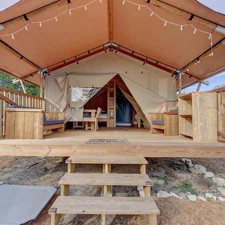 فندق 12 Fires Luxury Glamping With Heating #3 جونسون سيتي المظهر الخارجي الصورة